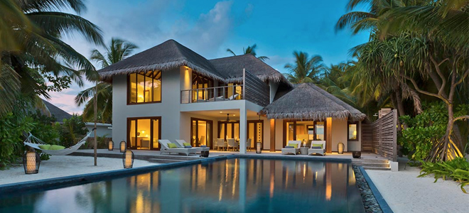 Dusit Thani Maldives - Two bedroom beach residence pool