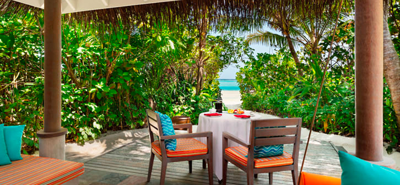 Maldives Holidays Anantara Dhigu Maldives Resort Sunrise Beach Villa