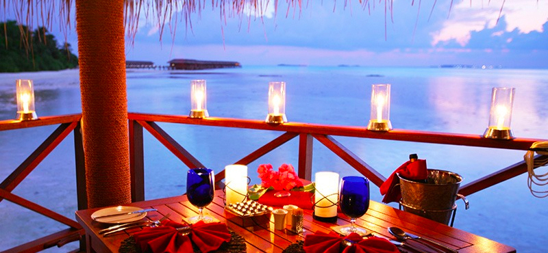 Maldives Holidays Medhufushi Island Resort Alfresco Restaurant