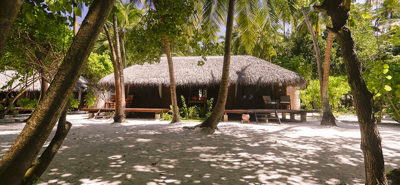 Maldives Holidays Medhufushi Island Resort Beach Villa Suite 3