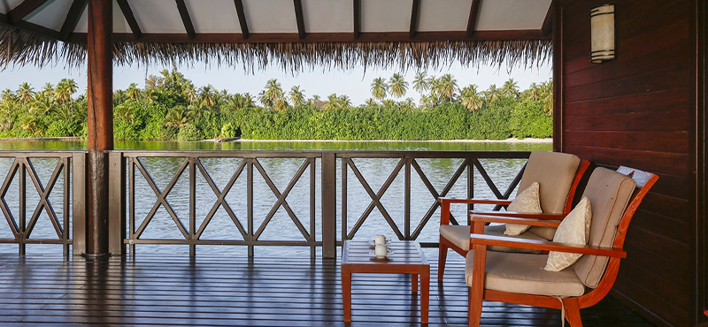 Maldives Holidays Medhufushi Island Resort Lagoon Suite 5