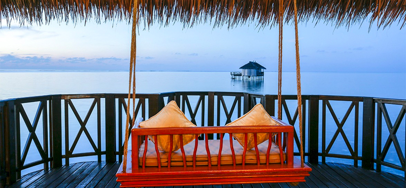 Maldives Holidays Medhufushi Island Resort Lagoon Suite 8