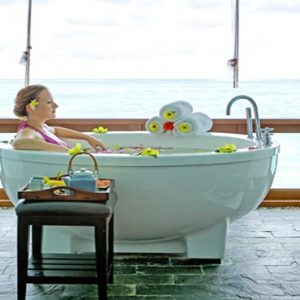 Maldives Holidays Medhufushi Island Resort Spa Bath1