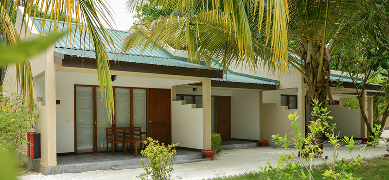 Luxury Maldives holiday Packages Adaaran Select Hudhuranfushi Garden Villa