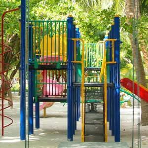 Luxury Maldives holiday Packages Adaaran Select Hudhuranfushi Kids Facilities