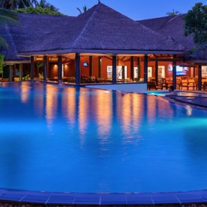 Luxury Maldives holiday Packages Adaaran Select Hudhuranfushi Pool 2