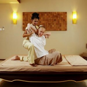 luxury Maldives holiday Packages Centara Ras Fushi Spa