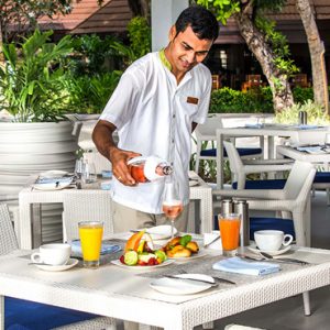 luxury Maldives holiday Packages Kurumba Maldives Dining