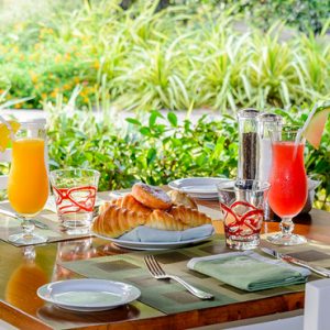 luxury Maldives holiday Packages Kurumba Maldives Dining 5