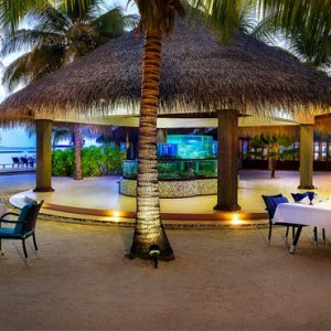 Luxury Maldives holiday Packages Sheraton Full Moon Resort Dining 5