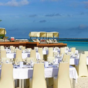 Luxury Maldives holiday Sheraton Full Moon Resort Wedding