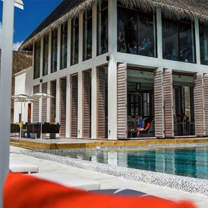 Ozen By Atmosphere At Maadhoo Island Luxury Maldives Honeymoon Packages Joie De Vivre View Of Pool