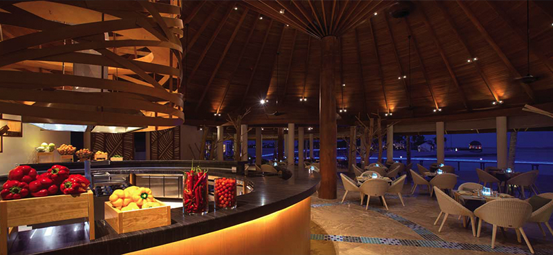 Ozen By Atmosphere At Maadhoo Island Luxury Maldives Honeymoon Packages The Palm Restaurant