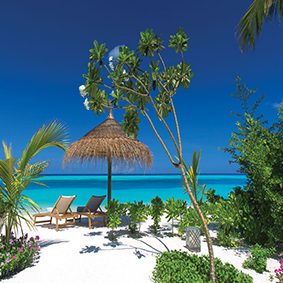 Ozen By Atmosphere At Maadhoo Island Luxury Maldives Honeymoon Packages Thumbnail1