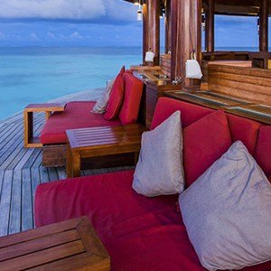 centara ras fushi - maldives honeymoon packages - viu bar