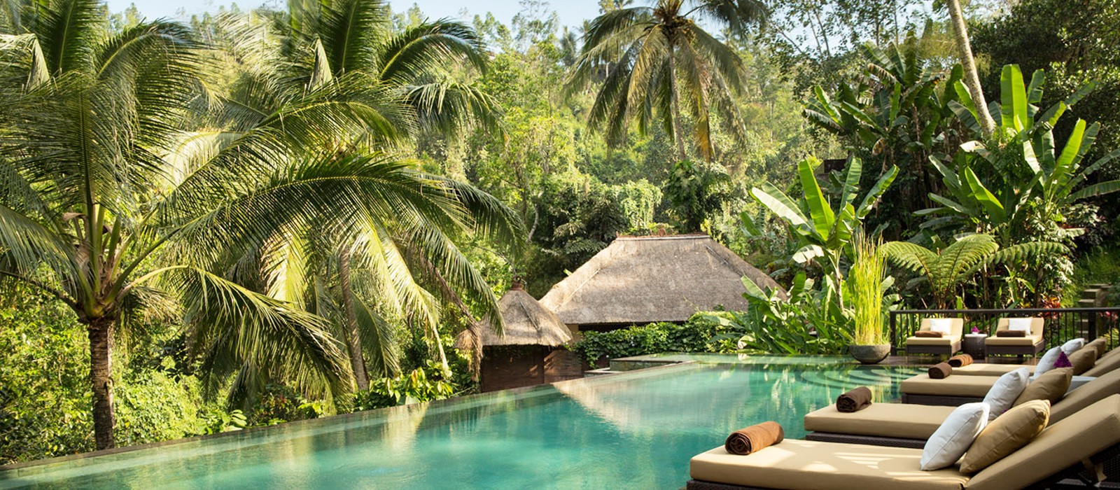 Balii honeymoons - hanging gardens ubud - header