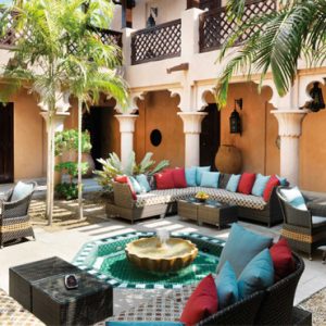 Luxury Dubai Holiday Packages Jumeirah Dar Al Masyaf At Madinat Jumeirah Courtyard