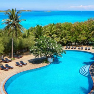 pool - cinnamon dhonveli - luxury maldives holiday packages