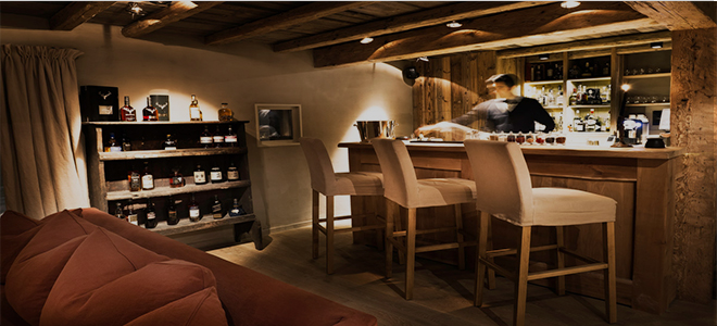 Le chalet Zannier - France Ski Holidays - Wine Bar