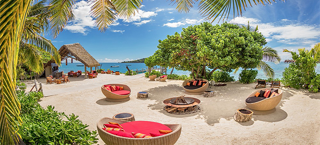 Likuliku lagoon resort - fiji holiday - Masima bar daytime