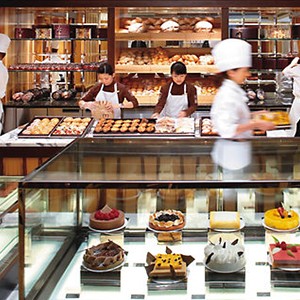 Mandarin Oriental - Hong kong holiday - Mandarin cake shop