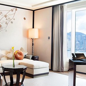 Peninsula Hong Kong - Deluxe Harbour View Suite