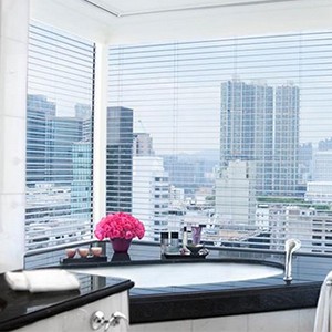 Peninsula Hong Kong - Grand Deluxe Harbour View Suite