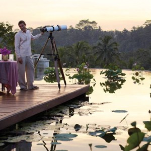 Romantic Dining - Four Seasons Bali at Sayan - Luxury Bali Holidays