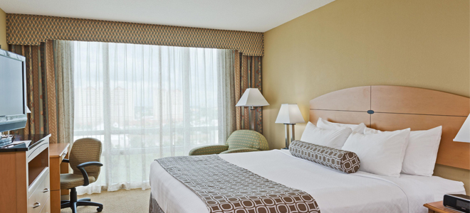 Standard Room - Crowne Plaza Orlando Universal - Luxury Orlando Holidays