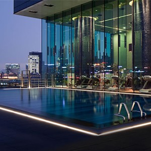 hotel icon - hong kong holiday - swimming pool