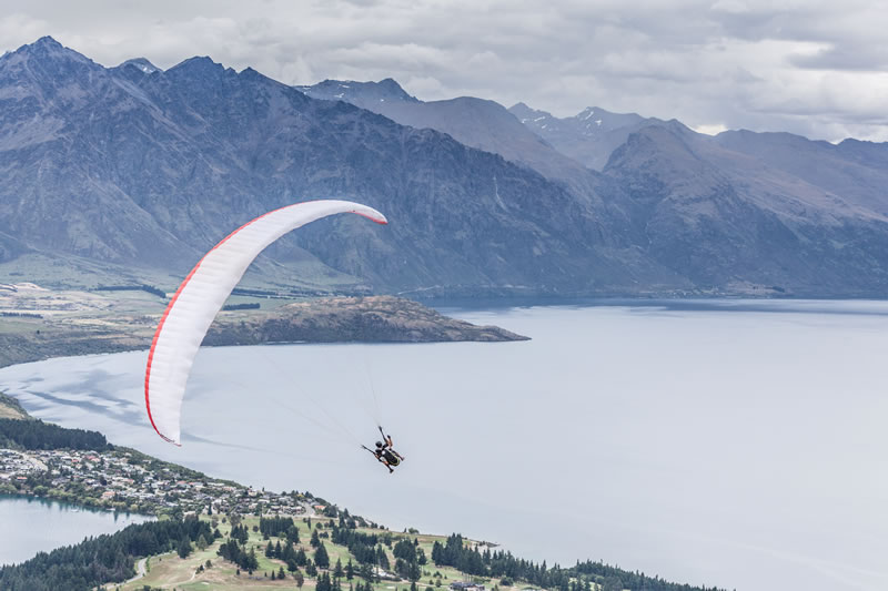 new-zealand-sky-diving