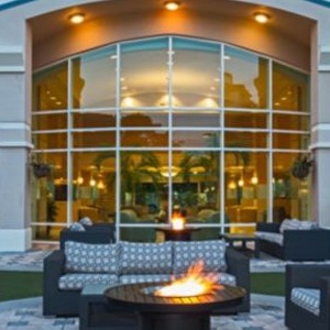 pit on the patio - Crowne Plaza Orlando Universal - Luxury Orlando Holidays