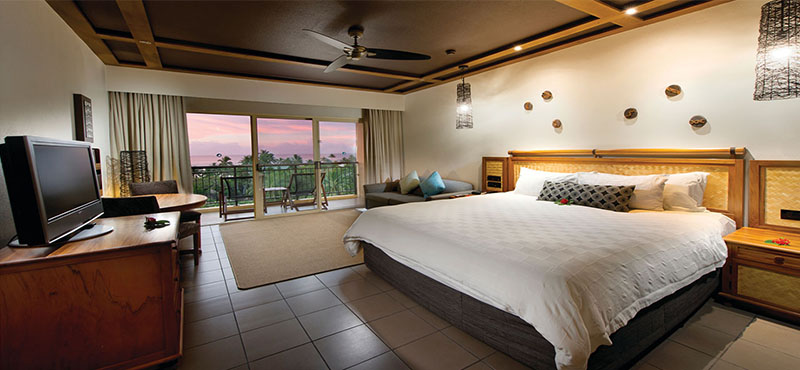 outrigger-fiji-beach-resort-fiji-holiday-deluxe-ocean-view-bedroom