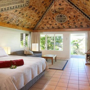 outrigger-fiji-beach-resort-fiji-holiday-plantation-bure-interior