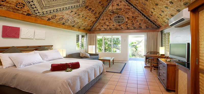 outrigger-fiji-beach-resort-fiji-holiday-plantation-bure-interior
