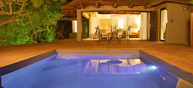 Shamwari Game Reserve - South Africa - Eagles Crag Lodge - Pool