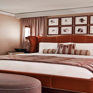 st-regis-aspen-colorado-holiday-junior-suite-room