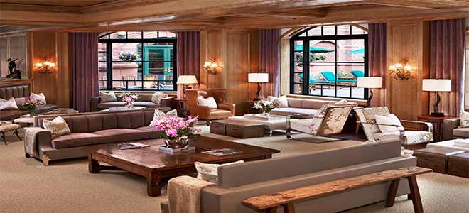 st-regis-aspen-colorado-holiday-shadow-mountain-lounge