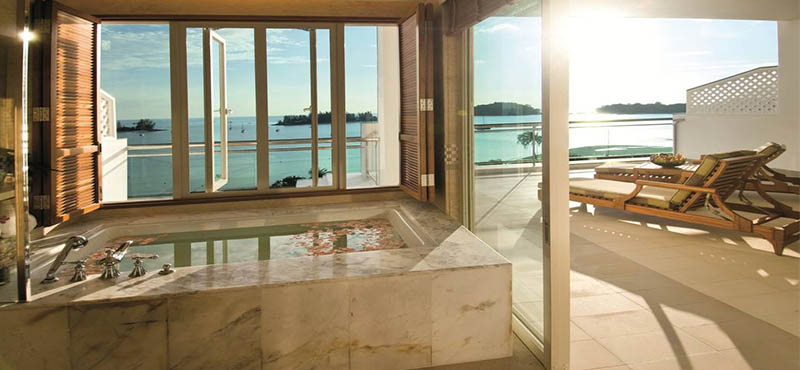 the-danna-langkawi-malaysia-holiday-grand-viceroy-bathsuite