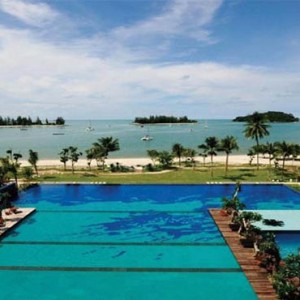 the-danna-langkawi-malaysia-holiday-pool