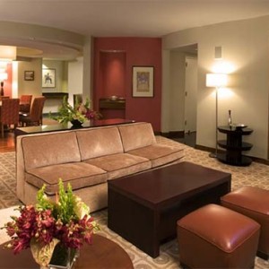 universal-hard-rock-hotel-orlando-holiday-hospitality-suite