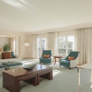 universal-loews-portofino-bay-orlando-holiday-hospitality-parlor-suite