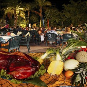 universal-loews-royal-pacific-resort-orlando-holiday-food