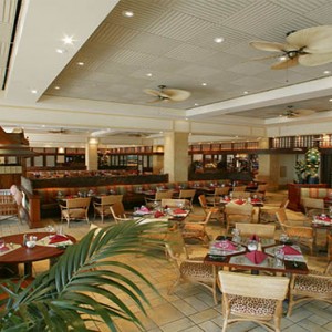 universal-loews-royal-pacific-resort-orlando-holiday-islands-dining-room