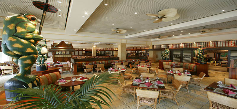 universal-loews-royal-pacific-resort-orlando-holiday-islands-dining-room