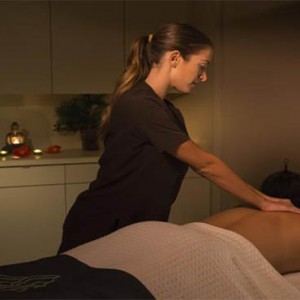 universal-loews-royal-pacific-resort-orlando-holiday-massage