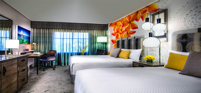 universal-loews-royal-pacific-resort-orlando-holiday-standard-2-queen-room