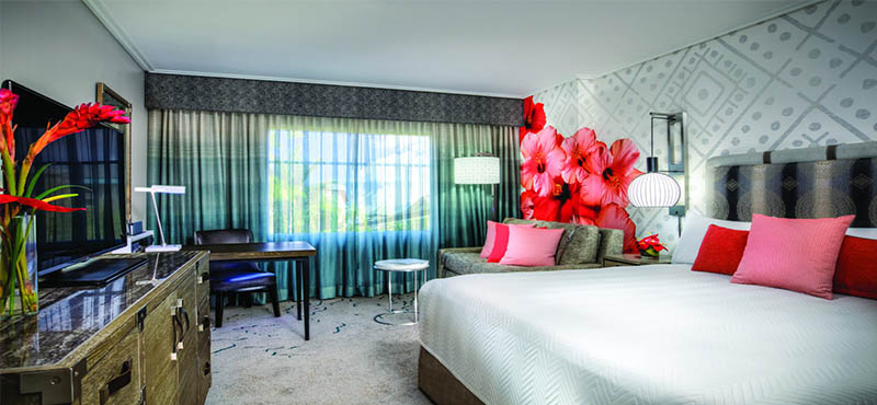 universal-loews-royal-pacific-resort-orlando-holiday-standard-king-room