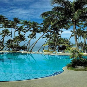 yanuca-island-fiji-holiday-lagoon-pool