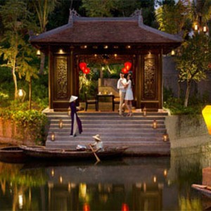 banyan-tree-lang-co-vietnam-holiday-destination-dining